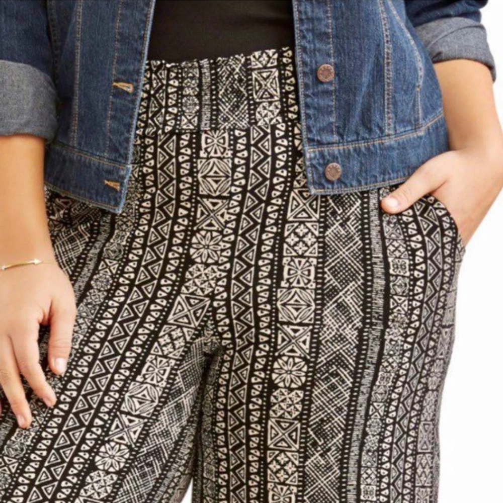 🌻 3x 22/24 comfy flare leg Palazzo Pants 31” insm - Picture 2 of 4
